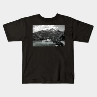 Zell am See in Black and White Kids T-Shirt